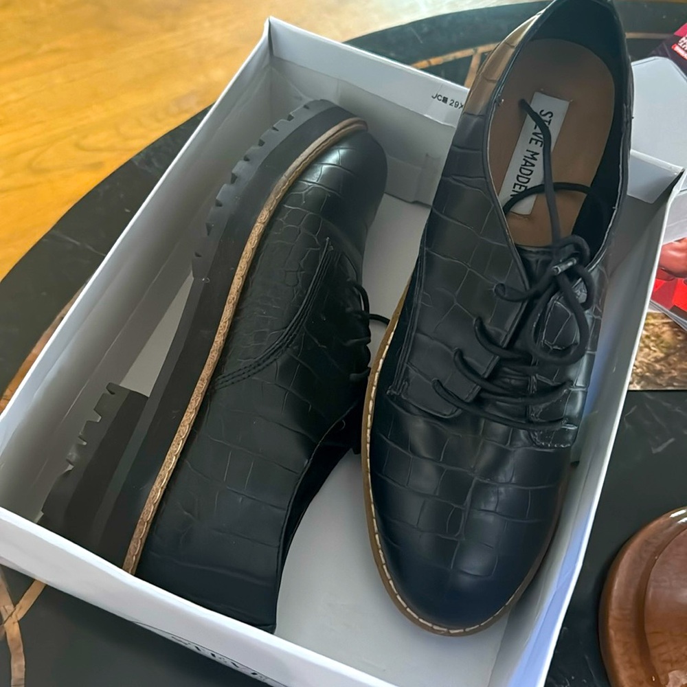 Steve Madden 10 | Croc Pattern Shoes 10 | Lace up | platform 10
